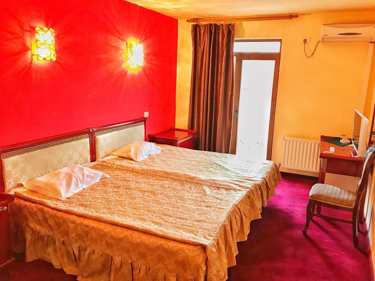 Moticica Hotell Timişoara Eksteriør bilde